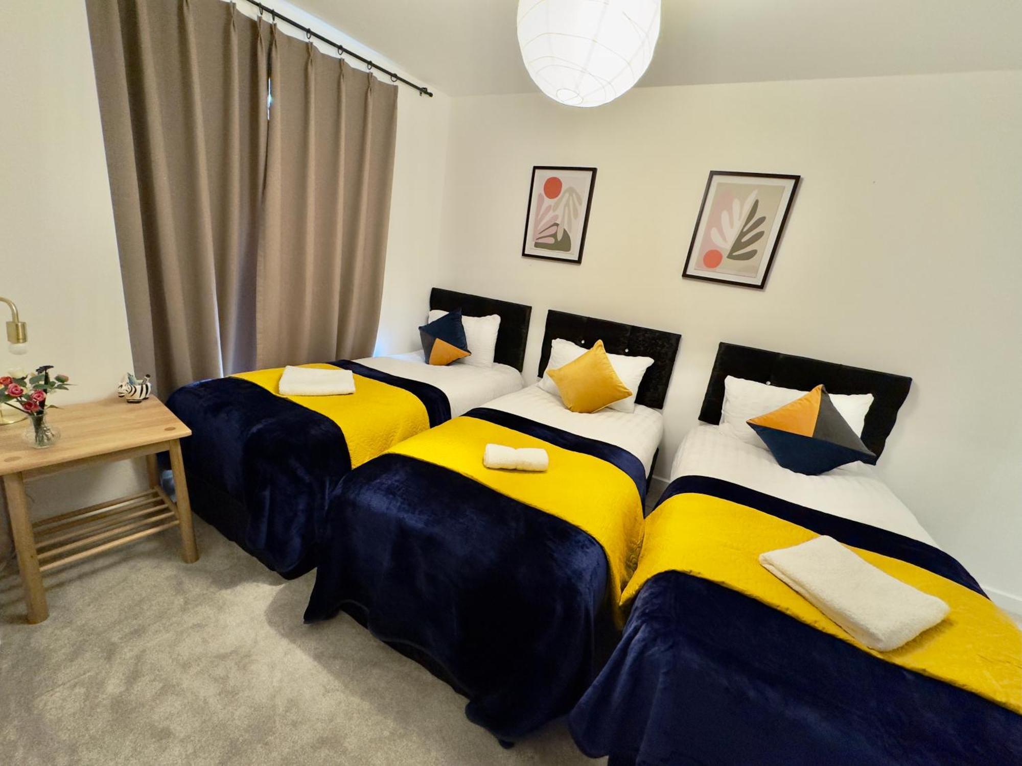 Excel 2 Bedrooms 2 Bath, Parking, Supper Wifi, Dockland, O2 Arena, Cable Car Apartment London