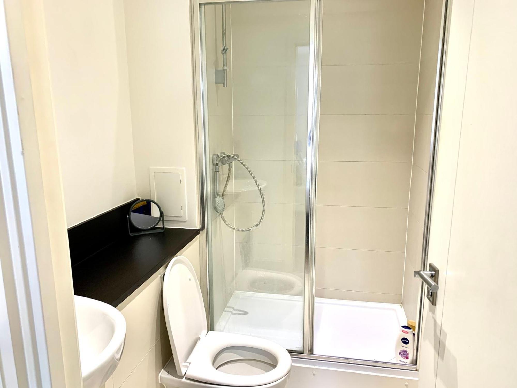 Excel 2 Bedrooms 2 Bath, Parking, Supper Wifi, Dockland, O2 Arena, Cable Car Apartment